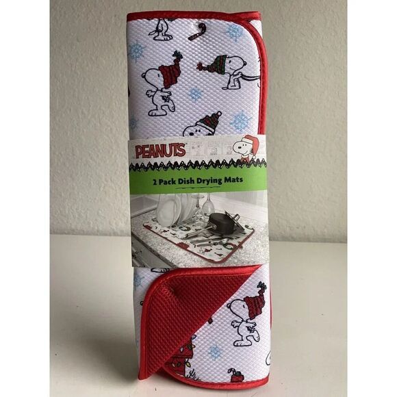 2 Pack Peanuts SNOOPY CHRISTMAS Dish Drying Mats 16 X 18” Dog House Sled NEW - Picture 1 of 12